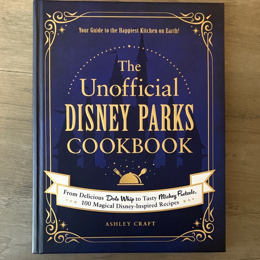 The Unofficial Disney Parks Cookbook - Blue Cover like new